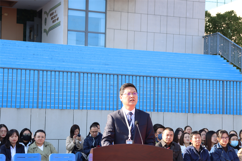 程志華副校長主持頒獎典禮.JPG