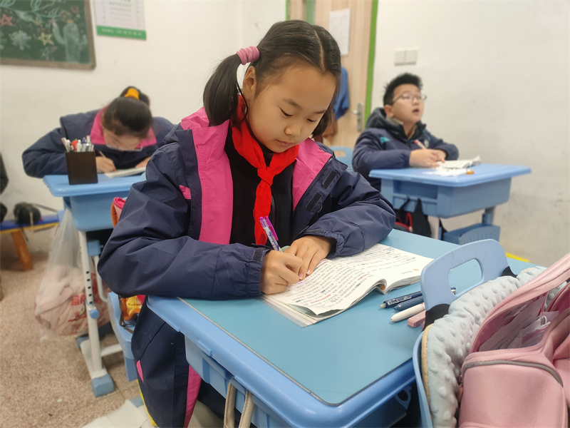 圖6學(xué)生寫批注2.jpg