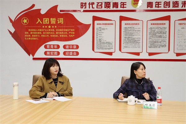 政治說課現(xiàn)場.jpg