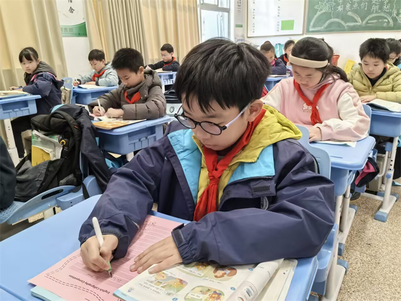 四年級比賽現(xiàn)場 (3).jpg