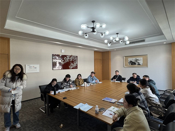 地理組教師參會(huì)現(xiàn)場(chǎng).jpg