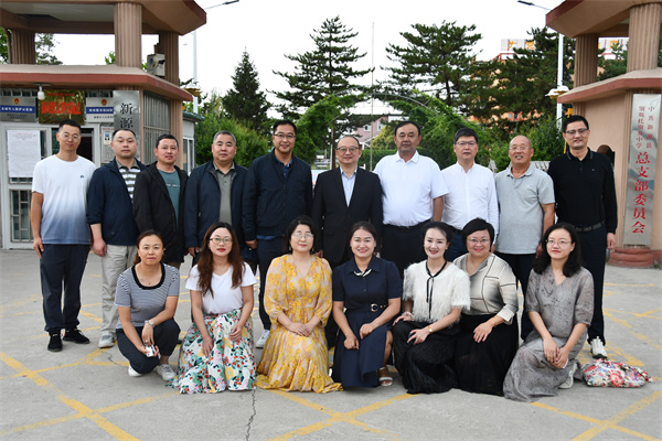 2024.8.5樹(shù)人教師代表團(tuán)赴新疆交流.jpg