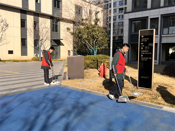打掃社區(qū).jpg