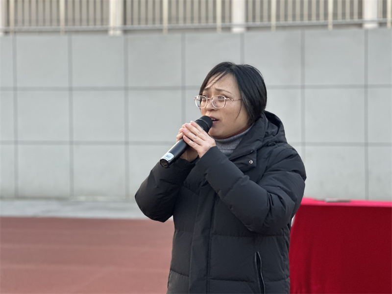 趙燕主任講話.jpg
