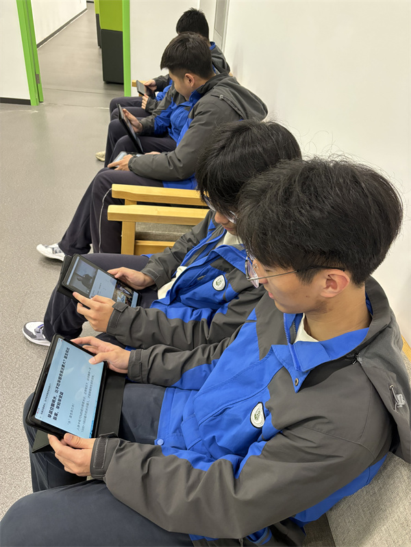 電子閱讀2.jpg