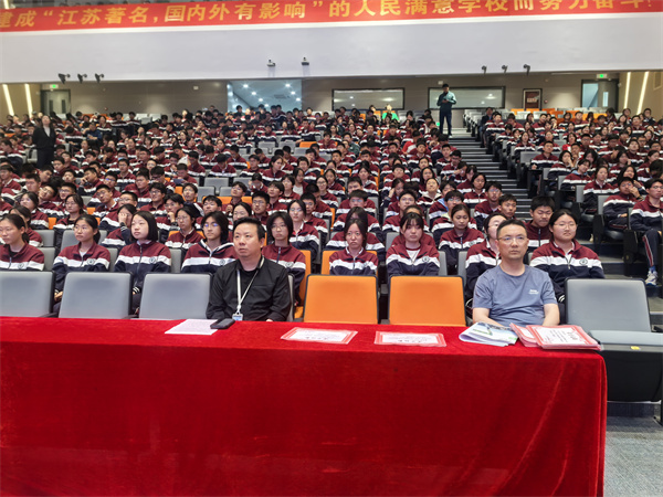 集體照1.jpg