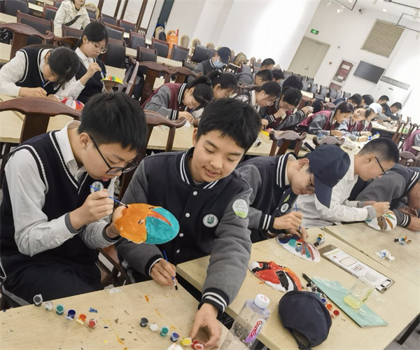 初二2班 童一軒.jpg