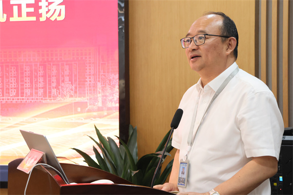 唐煒校長講話.jpg