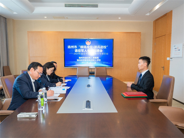 招聘現(xiàn)場.jpg