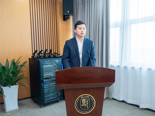 徐增港發(fā)言.jpg