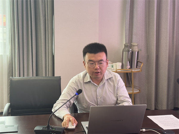 趙焱老師匯報(bào).jpg