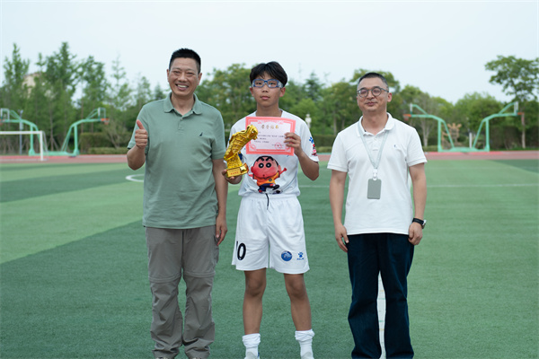 高一1班陳昊 最佳射手.jpg