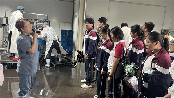 參觀車間.jpg