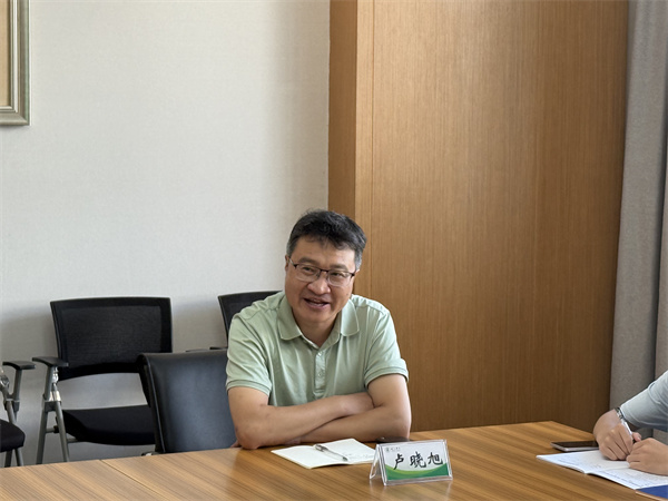 盧曉旭教授講話.jpg