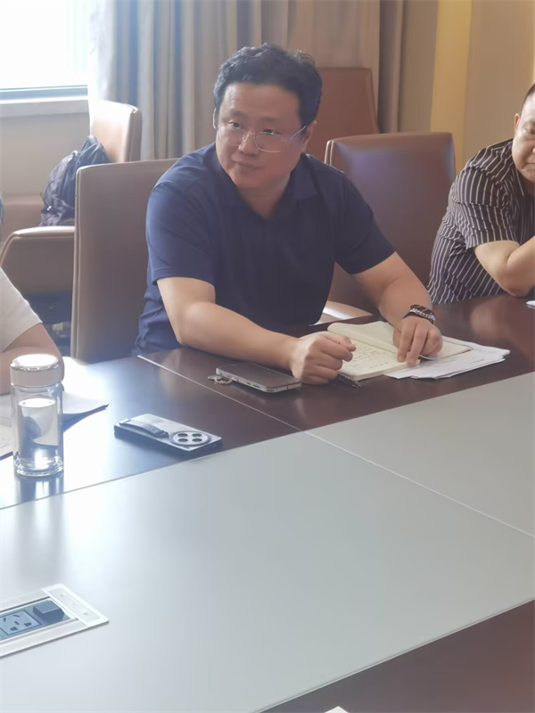 高峰主任評課.jpg