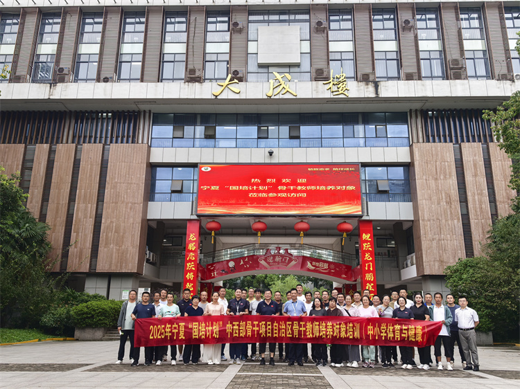 大合照 (1).jpg