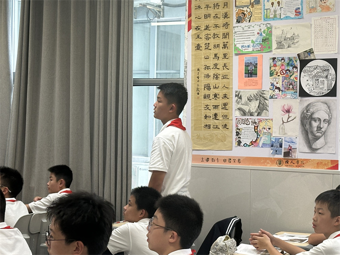 e1b160ab0e157a6cdf9bcf543f761038.jpg