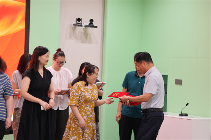 2H1A9872.jpg